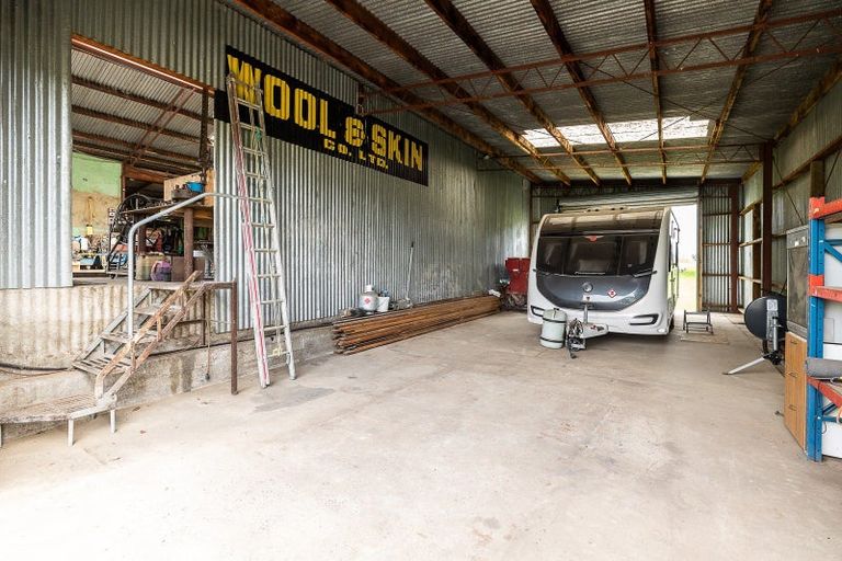 Photo of property in 309 Gladstone Road North, Mosgiel, 9092