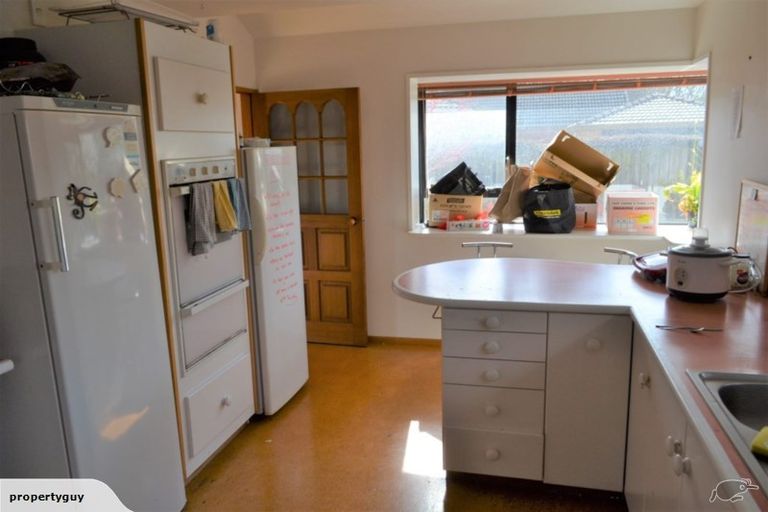 Photo of property in 16 Sayers Crescent, Ilam, Christchurch, 8041