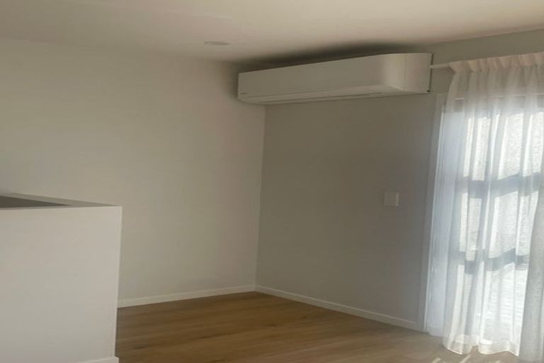 Photo of property in 5 Dee Place, Torbay, Auckland, 0630