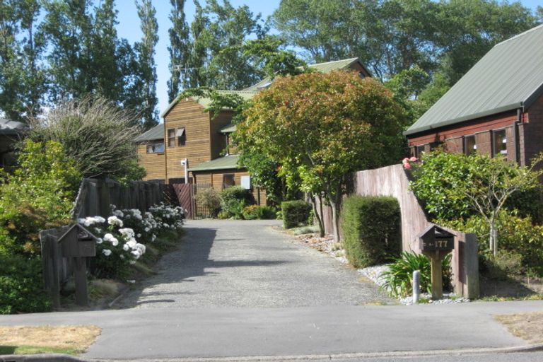 Photo of property in 175 Royal Park Drive, Parklands, Christchurch, 8083