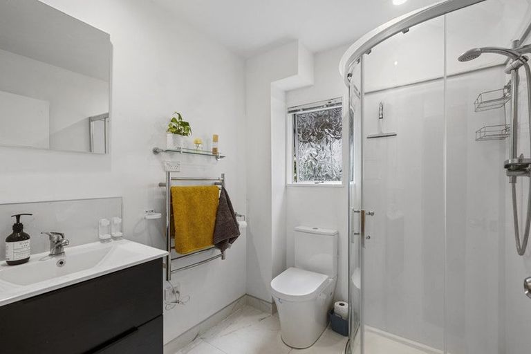 Photo of property in 11 Virginia Place, Whalers Gate, New Plymouth, 4310