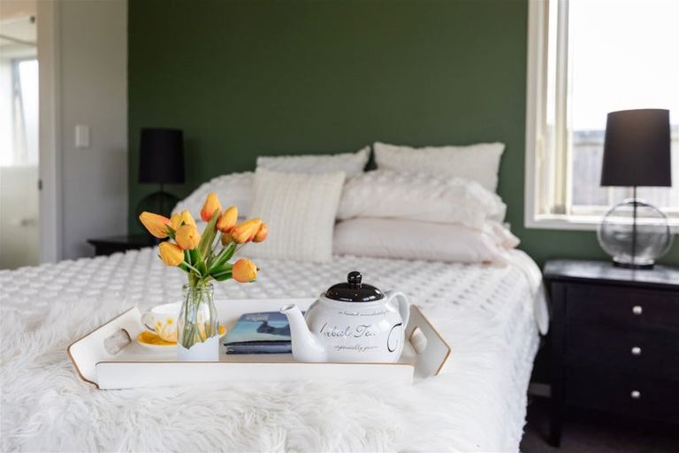 Photo of property in 21 Naeo Close, Papamoa Beach, Papamoa, 3118