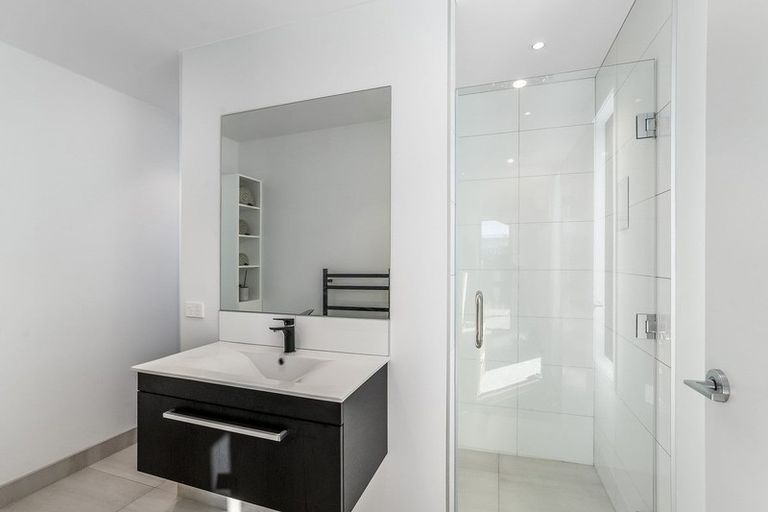 Photo of property in 10 Knightia Drive, Papamoa Beach, Papamoa, 3118