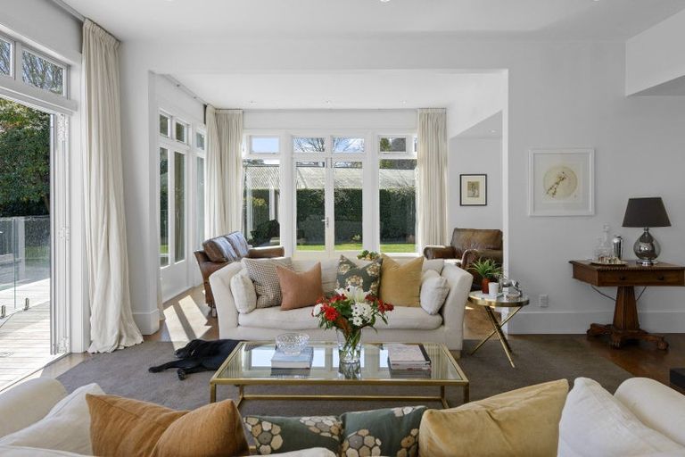 Photo of property in 30 Wroxton Terrace, Merivale, Christchurch, 8014