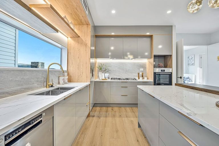 Photo of property in 40 Drumnaconagher Road, Flat Bush, Auckland, 2019