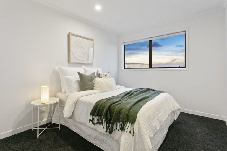 Photo of property in 24 Alexander Willis Crescent, Hobsonville, Auckland, 0616