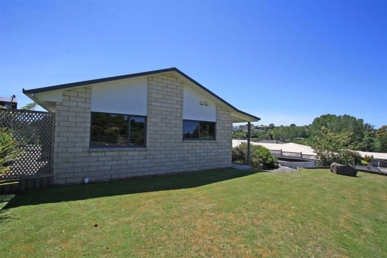 Photo of property in 4 Fantome Place, Whalers Gate, New Plymouth, 4310