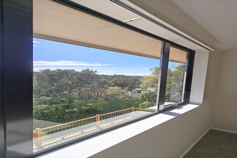 Photo of property in 1 Glenreagh Place, Torbay, Auckland, 0630