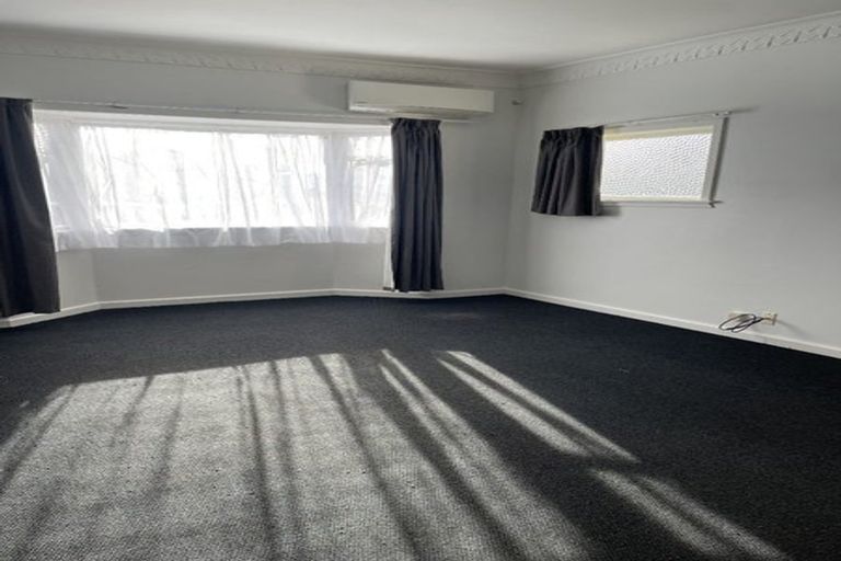 Photo of property in 50 Bristol Square, Hutt Central, Lower Hutt, 5010