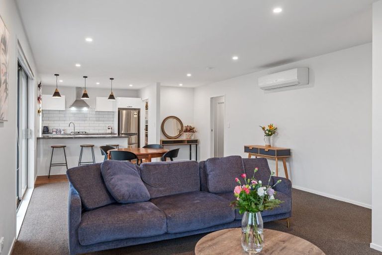 Photo of property in 33 Cressy Place, Darfield, 7510