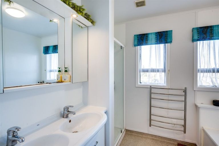 Photo of property in 17 Simla Terrace, Hospital Hill, Napier, 4110