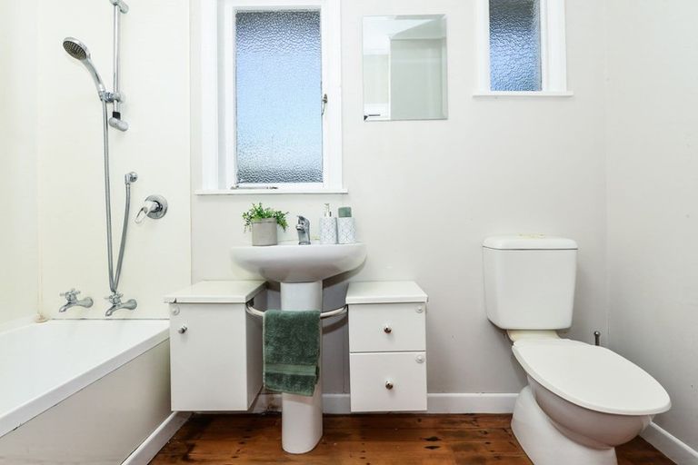 Photo of property in 20 Odette Street, Bader, Hamilton, 3206