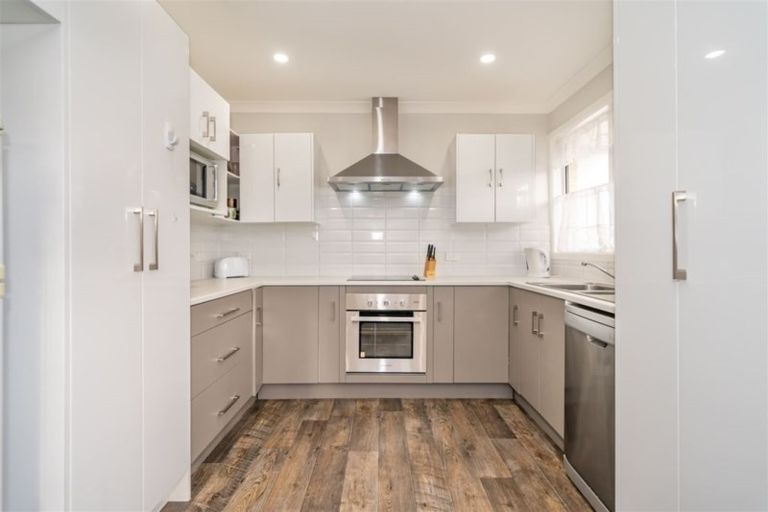 Photo of property in 32 Tawai Street, Trentham, Upper Hutt, 5018