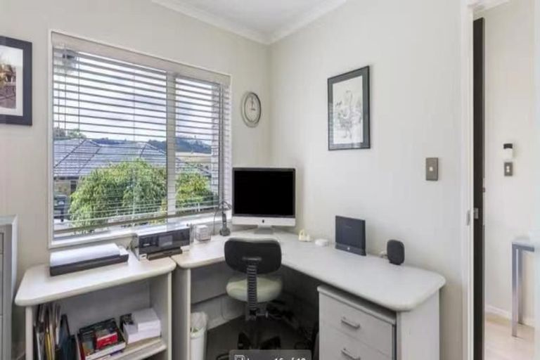 Photo of property in 11 Fendalton Place, Hatfields Beach, Orewa, 0931