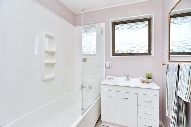 Photo of property in 64 Newnham Street, Rangiora, 7400