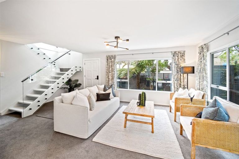 Photo of property in 1/27 Innes Road, St Albans, Christchurch, 8052