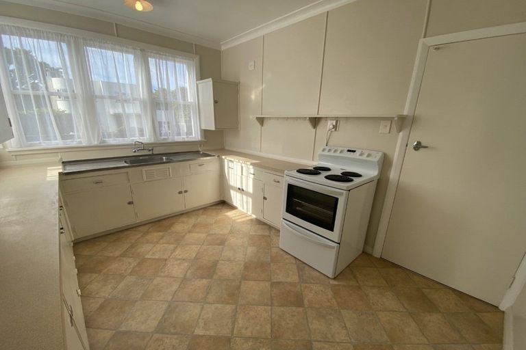 Photo of property in 293-295 Park Road, Hokowhitu, Palmerston North, 4410