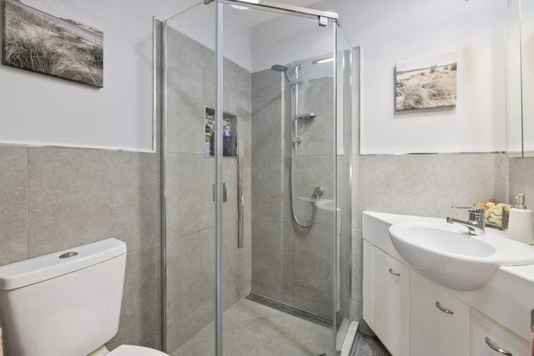 Photo of property in 101a Arran Road, Browns Bay, Auckland, 0630