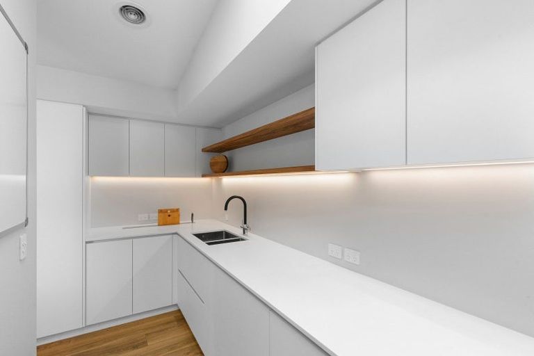 Photo of property in 324 Kimberley Road, Levin, 5571