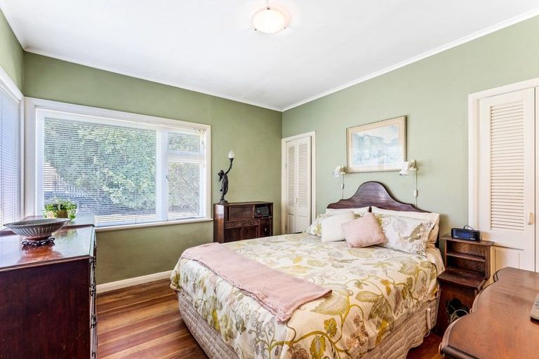 Photo of property in 10 Elizabeth Street, Pukerua Bay, 5026