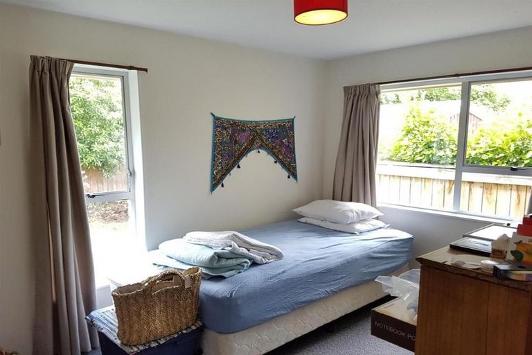 Photo of property in 2/108 Lake Terrace Road, Burwood, Christchurch, 8061