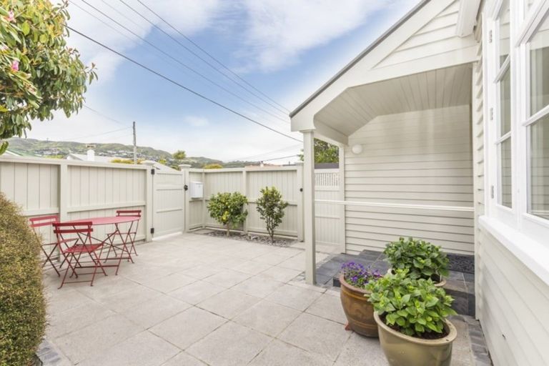 Photo of property in 68 Friend Street, Karori, Wellington, 6012