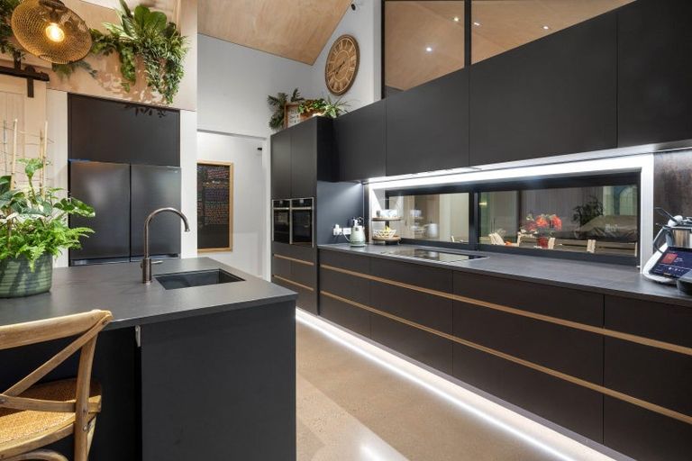 Photo of property in 23 Estates Terrace, Welcome Bay, Tauranga, 3175