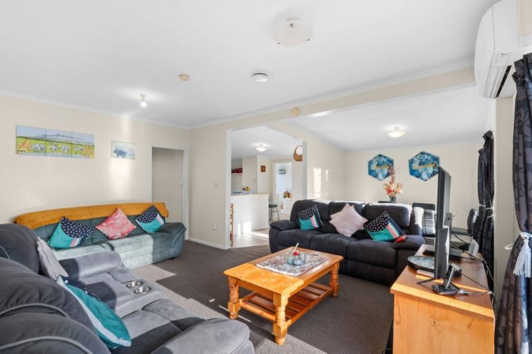 Photo of property in 2/48 Awatea Road, Hornby, Christchurch, 8042
