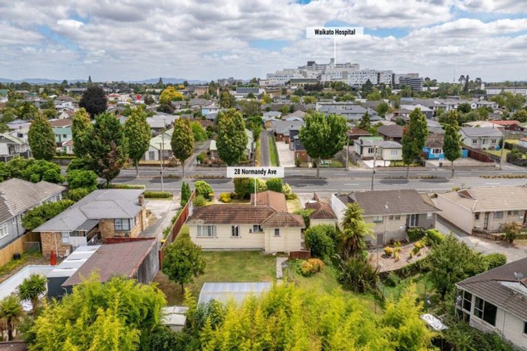 Photo of property in 28 Normandy Avenue, Melville, Hamilton, 3206