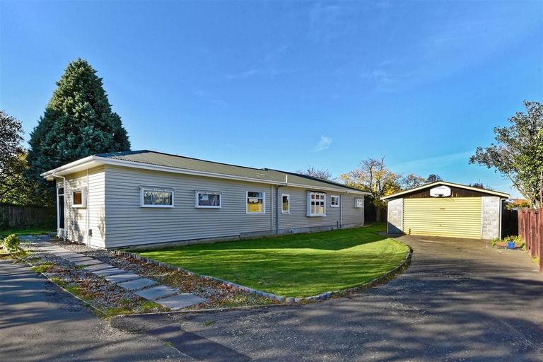 Photo of property in 9 Gibson Drive, Hornby, Christchurch, 8042