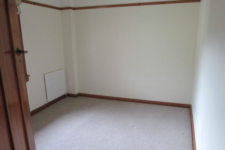 Photo of property in Zena Court, 8/11 Dufferin Street, Mount Victoria, Wellington, 6021