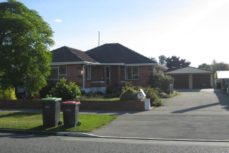 Photo of property in 4 Athol Place, Highfield, Timaru, 7910