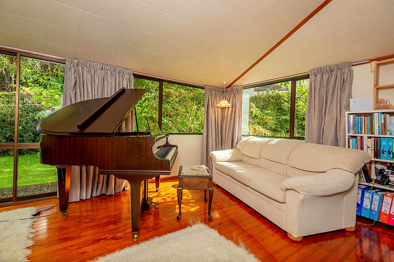 Photo of property in 5 Kirkpatrick Street, Kohukohu, 0491