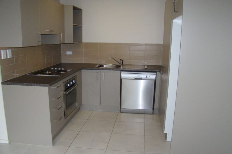 Photo of property in 17/83 Lake Road, Devonport, Auckland, 0622