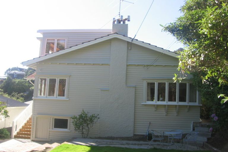 Photo of property in 35 The Rigi, Northland, Wellington, 6012