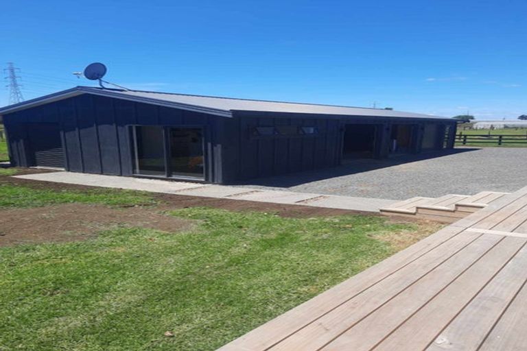 Photo of property in 384 Glenbrook Station Road, Glenbrook, Waiuku, 2681