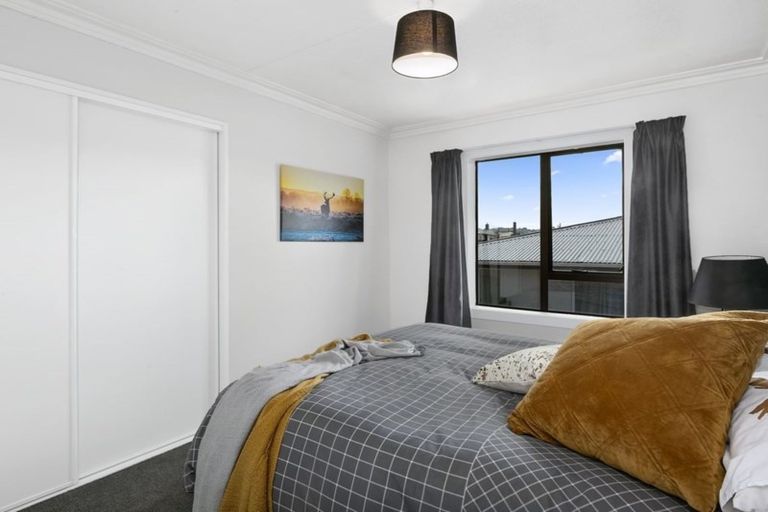 Photo of property in 35 Elwyn Crescent, Green Island, Dunedin, 9018