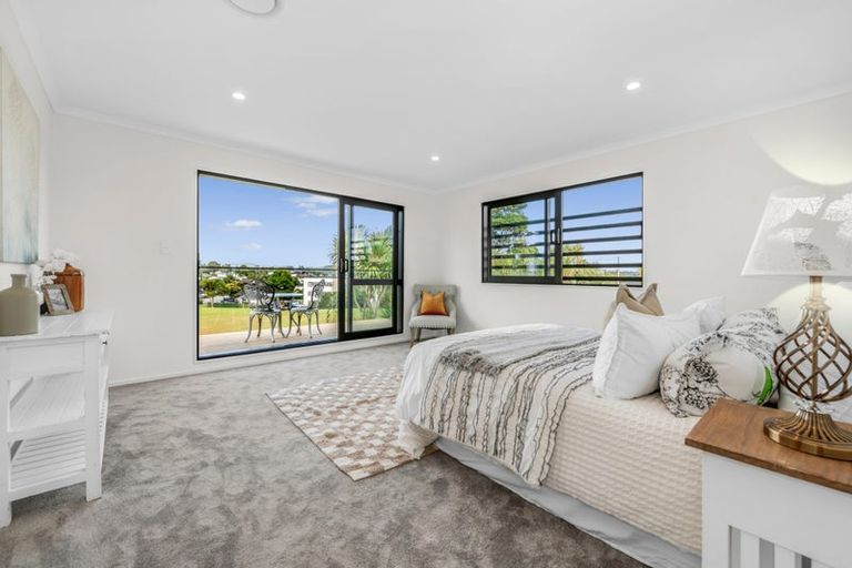 Photo of property in 658d Te Atatu Road, Te Atatu Peninsula, Auckland, 0610