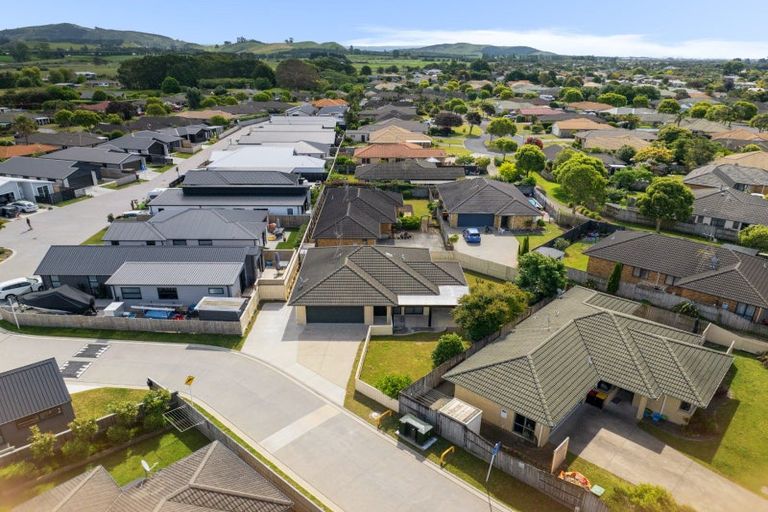 Photo of property in 2 Maara Close, Papamoa Beach, Papamoa, 3118