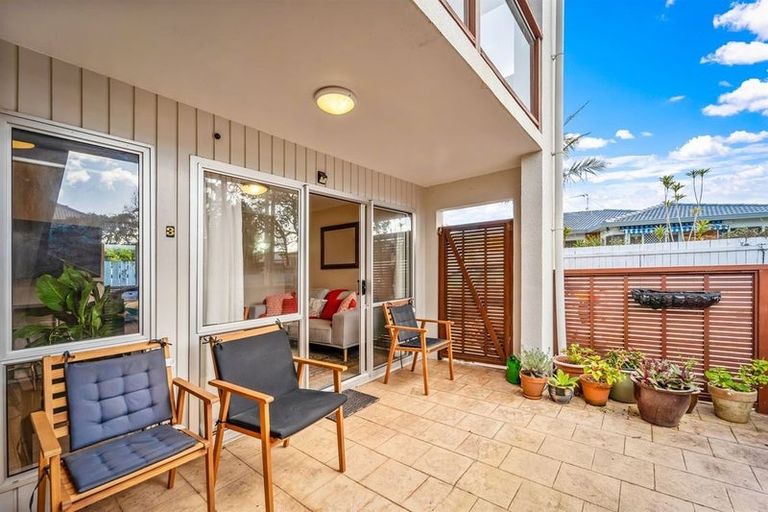 Photo of property in 3/416 Hibiscus Coast Highway, Orewa, 0931