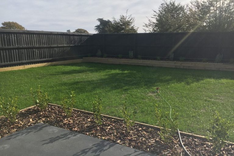 Photo of property in 45 Tara Crescent, Woodend, 7610