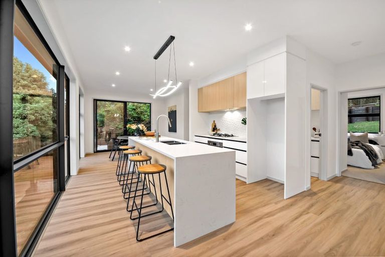 Photo of property in 26b Gulf Harbour Drive, Gulf Harbour, Whangaparaoa, 0930