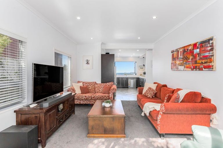 Photo of property in 19 City View Grove, Harbour View, Lower Hutt, 5010