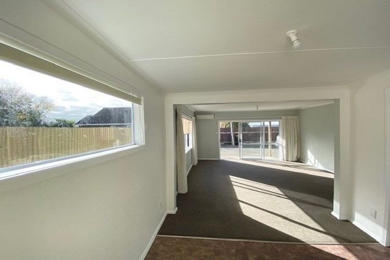 Photo of property in 22a Sussex Street, Levin, 5510