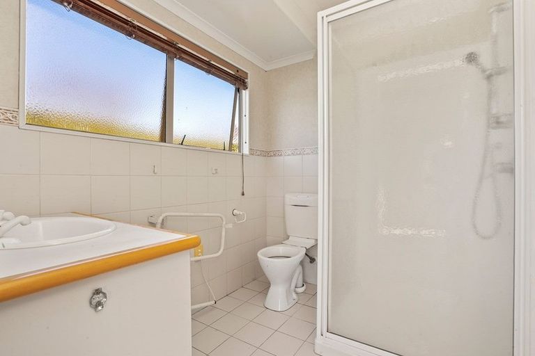 Photo of property in 12 Lucombe Place, Cambridge, 3434