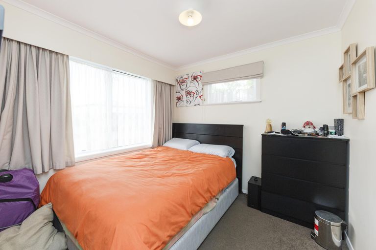 Photo of property in 17 Kaituna Street, Milson, Palmerston North, 4414