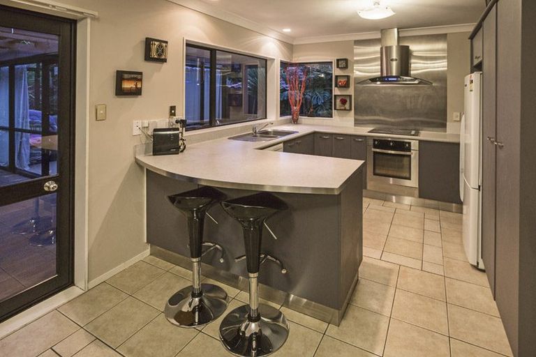 Photo of property in 1/38 Ambleside Drive, Northpark, Auckland, 2013