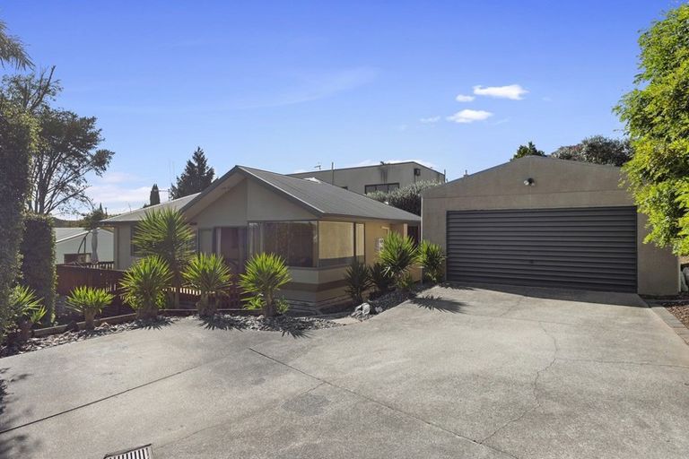 Photo of property in 4a Holden Avenue, Forest Lake, Hamilton, 3200