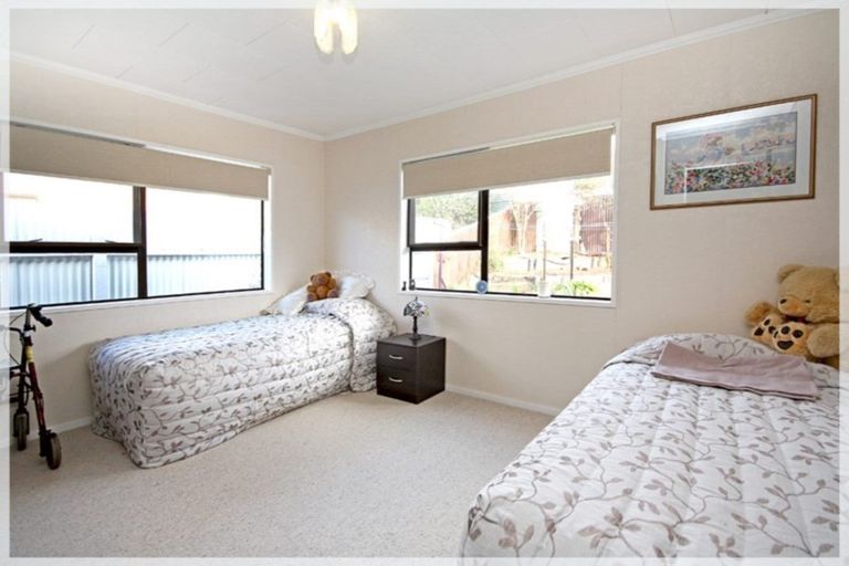 Photo of property in 12 Reeve Street, Foxton, 4814