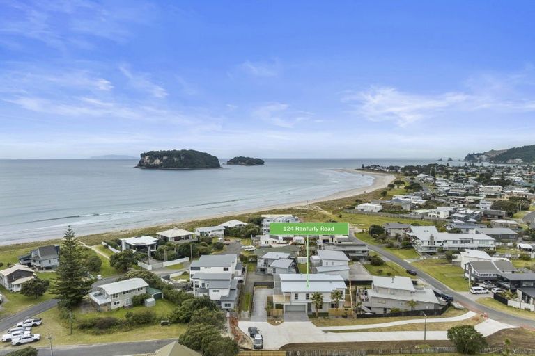 Photo of property in 124 Ranfurly Road, Whangamata, 3620